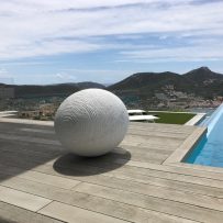 The Egg in Carrara marble, 800 kg, installed June 2017